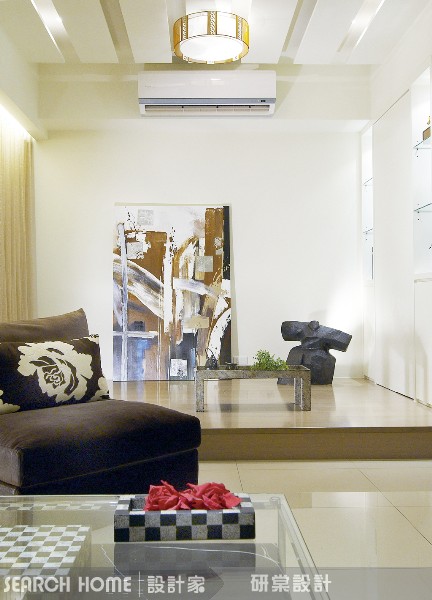 要點03：最貴的建材都給我端上來
既然要營造奢華的居