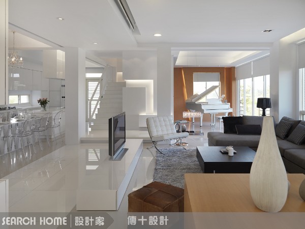 樓梯的無形式變化式
設計師都很厲害，都在挖空心思讓