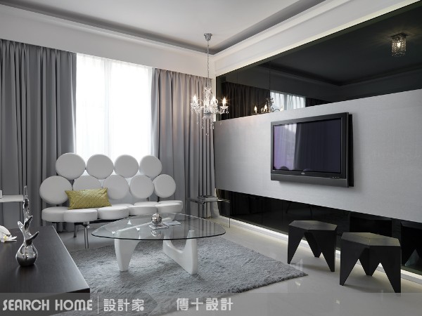 黑不是黑，黑是色！雖然黑色在色彩學上，定義為沒有任