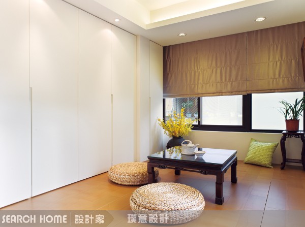 之所以叫「多功能室」，而不叫「和室」或是「書房」，