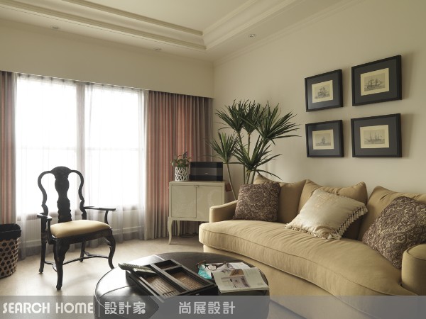 要點5：把照片掛滿空間角落
美國人最喜歡炫耀自己與