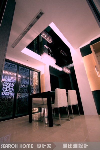 黑不是黑，黑是色！雖然黑色在色彩學上，定義為沒有任