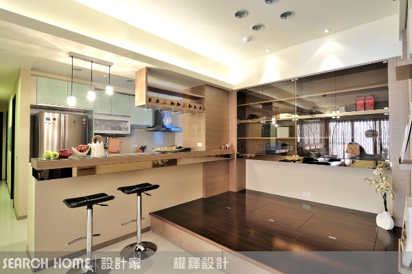 複合運用之一-上掀式＋抽屜式
若是架高地平的坪數較