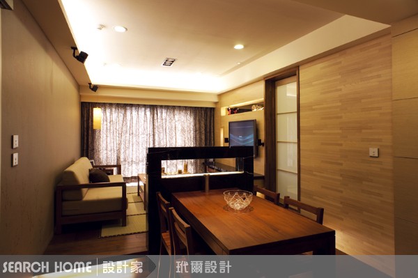 解決法寶4－＞鏤空櫃體做視覺上的隔開
另外，也可以