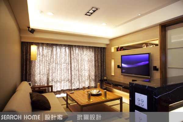 空間3：臥室
適用窗簾：不透光或遮光性強的窗簾
窗