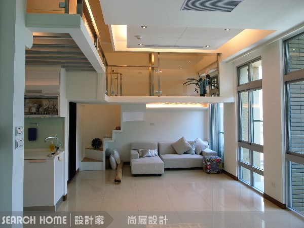 空間錯覺術——反射材質
許多具有反射特性的材質像是