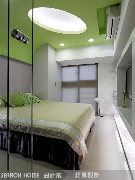 主臥室內有衛浴，廁所門沖到床怎麼辦？喜歡清新空氣床