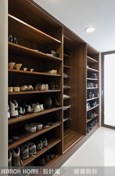 小坪數空間要能「捨」
住在小坪數空間裡，就要能夠「