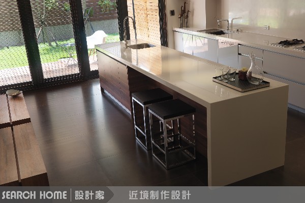 天氣漸熱，雜亂不堪的家讓人煩躁不耐！廚房更是杯盤狼