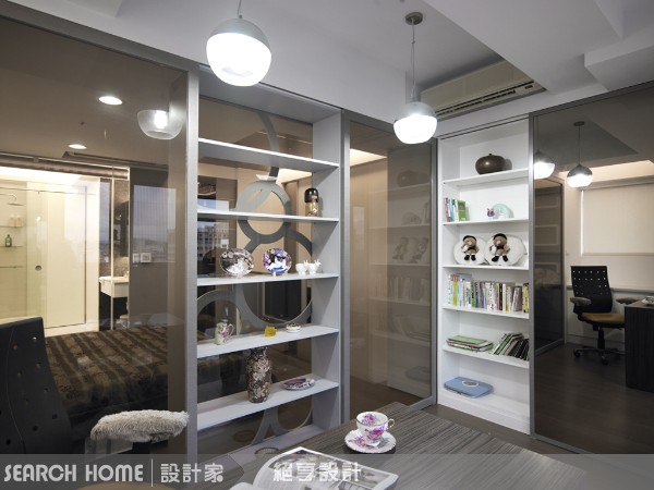 空間錯覺術——縮放的特效
運用材質的搭配，讓空間具