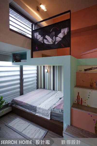 會移動的和室桌
窗邊平台不稀奇，和室桌也不稀奇，但