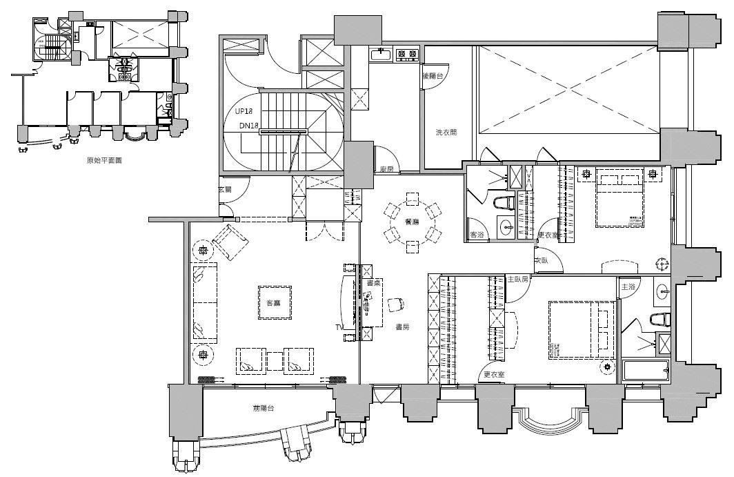 原有的空间是4房格局（左上角），更动后变成2室2厅，空间感扩大许多。平面图片提供 / 莳筑设计