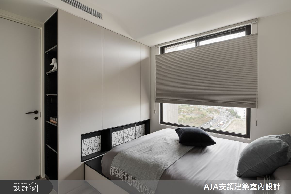 儿童房采用防污、耐磨、抗刮的面板，足量的收纳，满足各阶段的成长需求。