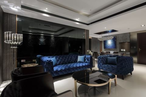 帮他挑的宝蓝色沙发 定义132 m²的小奢华 联宽室内装修有限公司 王毓婷