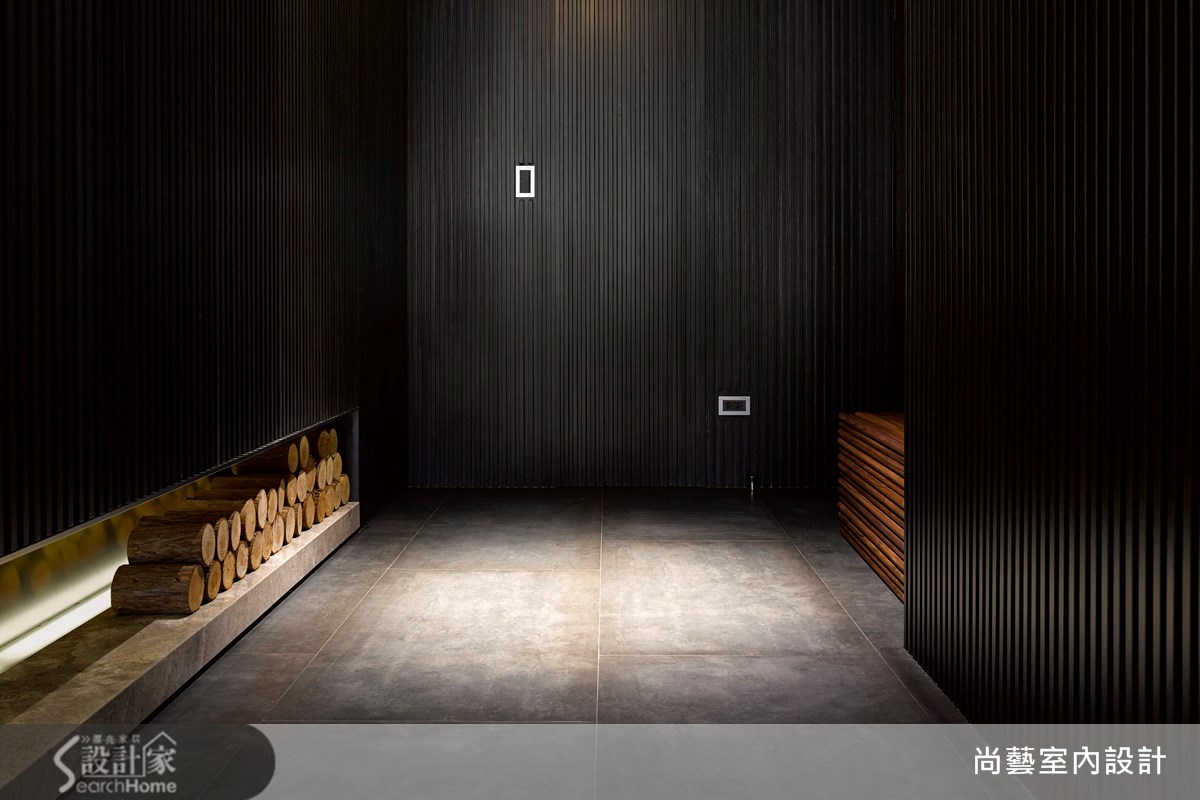 钢铁交错原木，内敛品味的现代风大宅