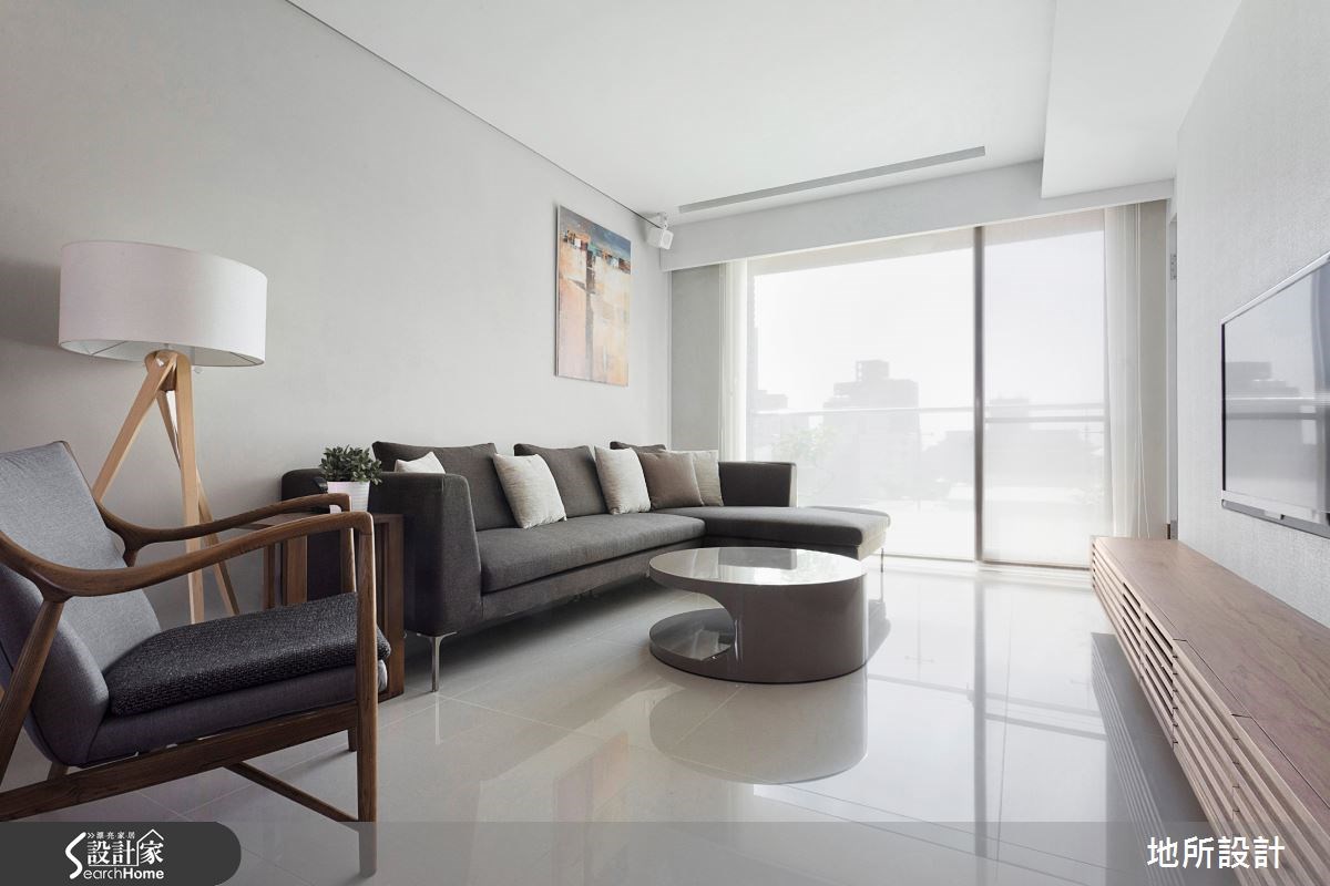 简化设计及材质，造简约现代宅