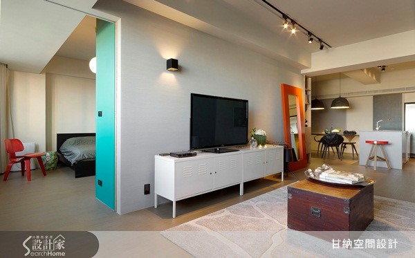 拥抱缤纷色系，唤醒居家空间的时尚美感