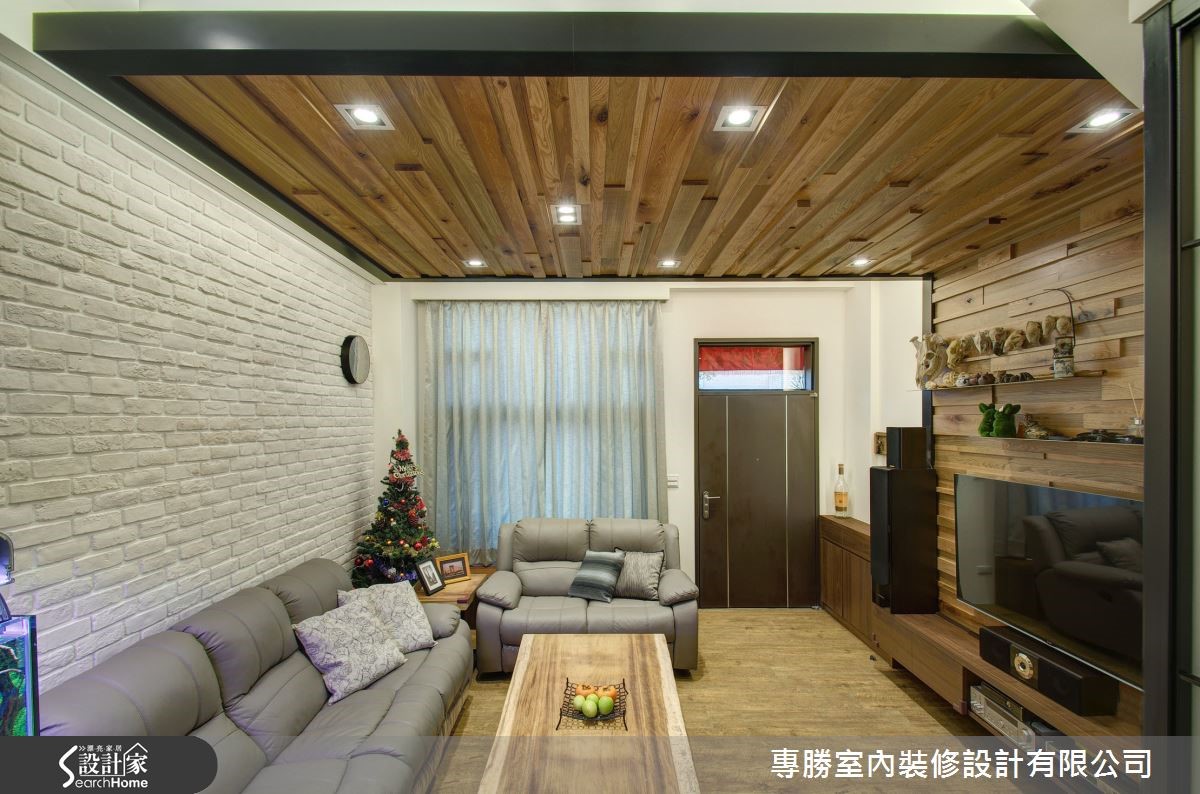 木质与文化石交织，一看就疗愈的休闲别墅