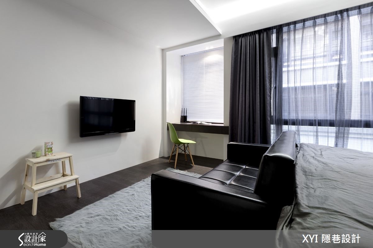 挑高设计展现开阔，打造黑白高冷宅