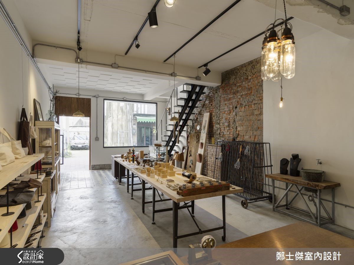 保留复古建材，选物店诠释老屋的美好细节 