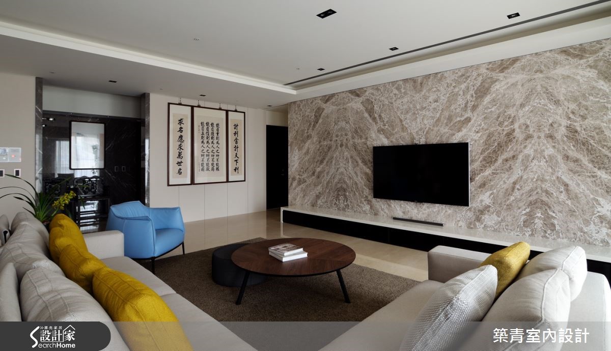 延展线条尺寸，藉石材纹理展现大宅品味