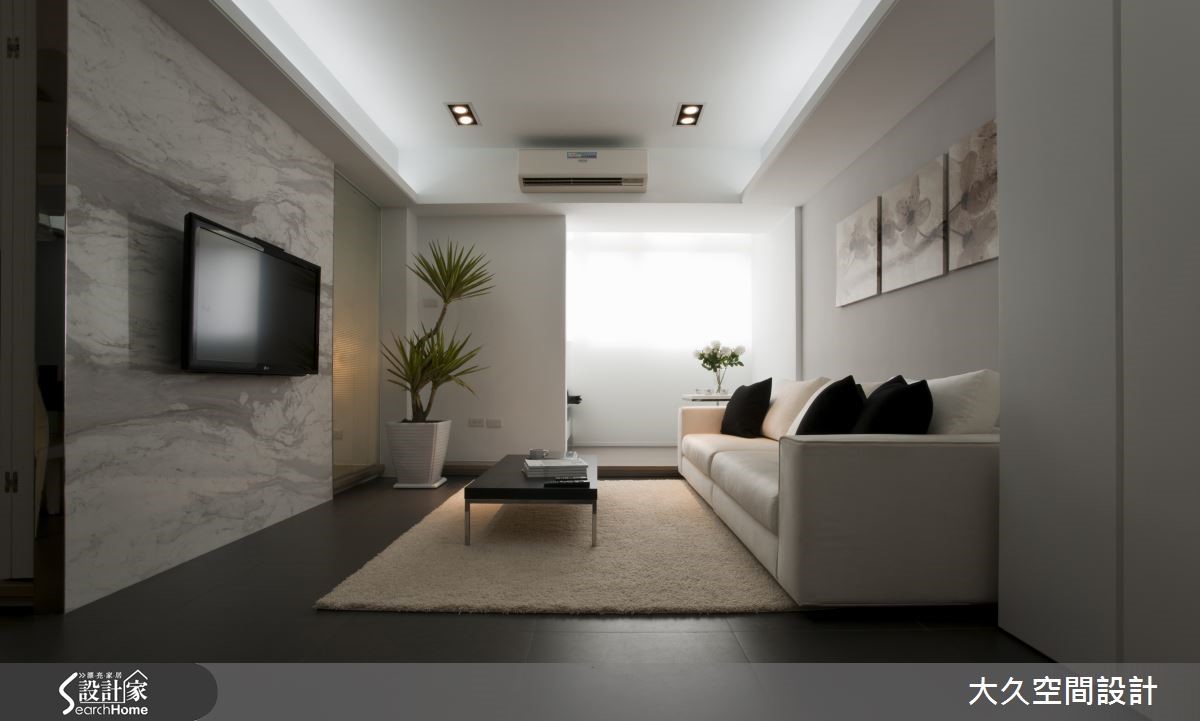 纯白色系搭配通透隔断，实践透明感居家