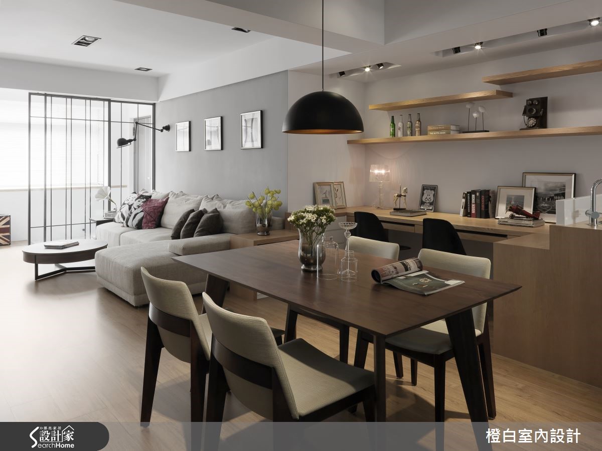 简化动线和色彩运用，打造老屋的素净妆容