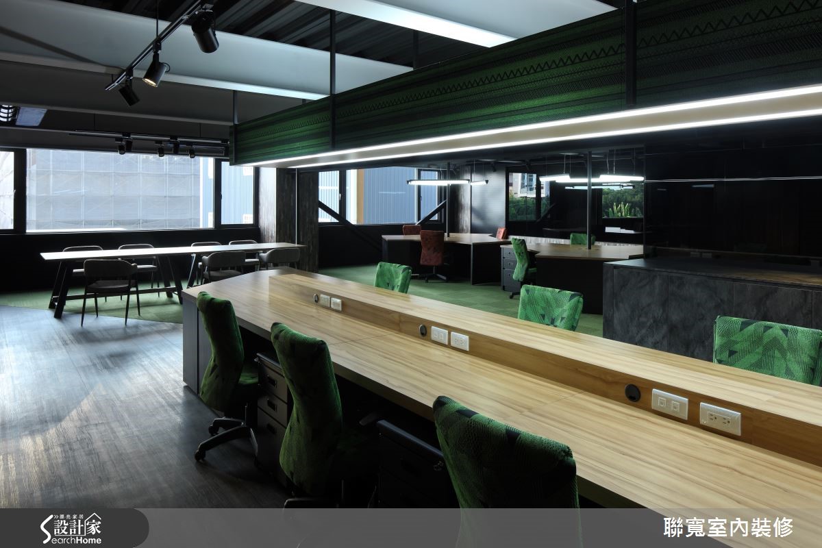 上班就像户外野餐！把绿地搬进工作空间