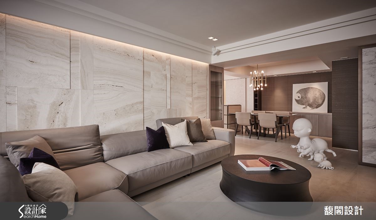 大理石与淡金灯饰，造轻奢宅的优雅气韵