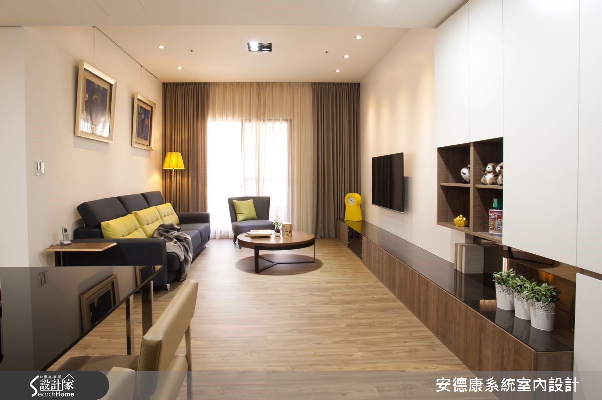 系统柜丰富收纳机能，造无压清爽宅