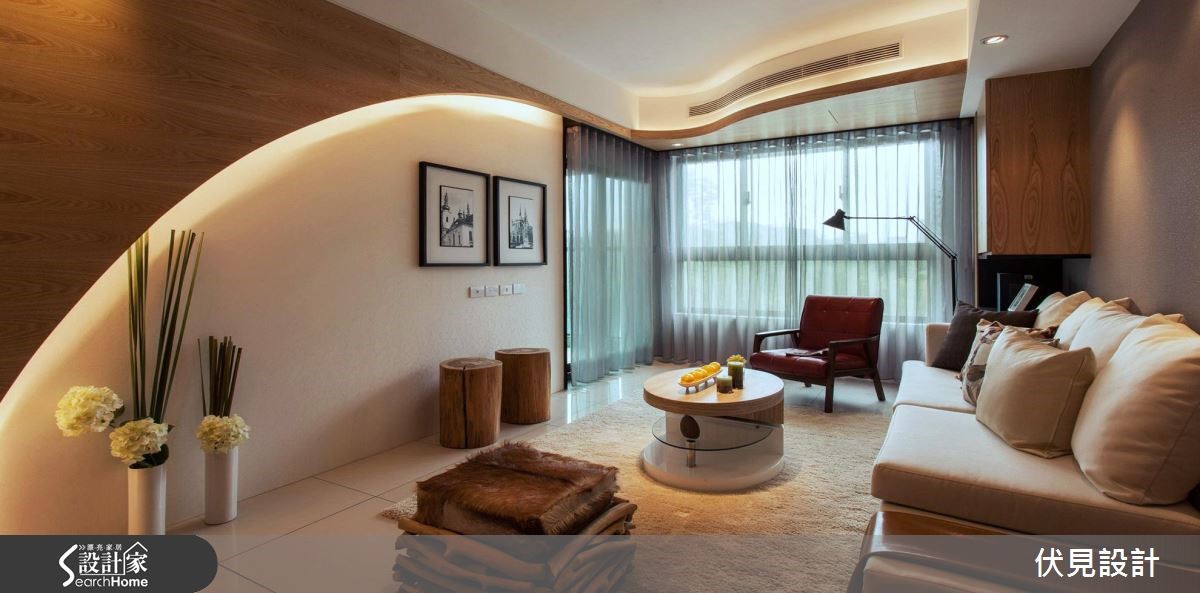木质弧线设计，展现清新宅的细腻质感