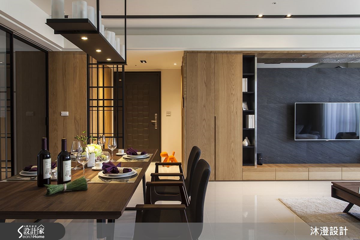 重新调整空间比例，老宅变身现代风