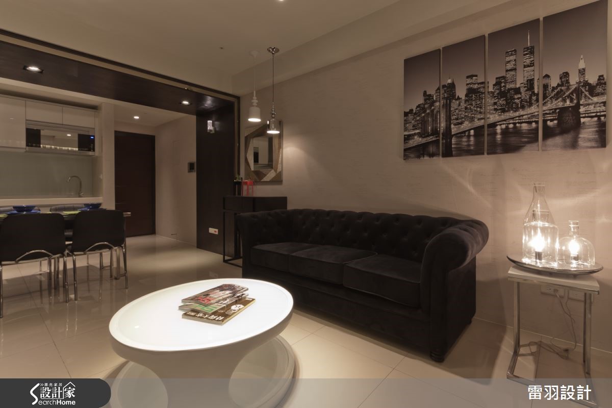 高冷黑白与精致灯光，小户型复古又时尚