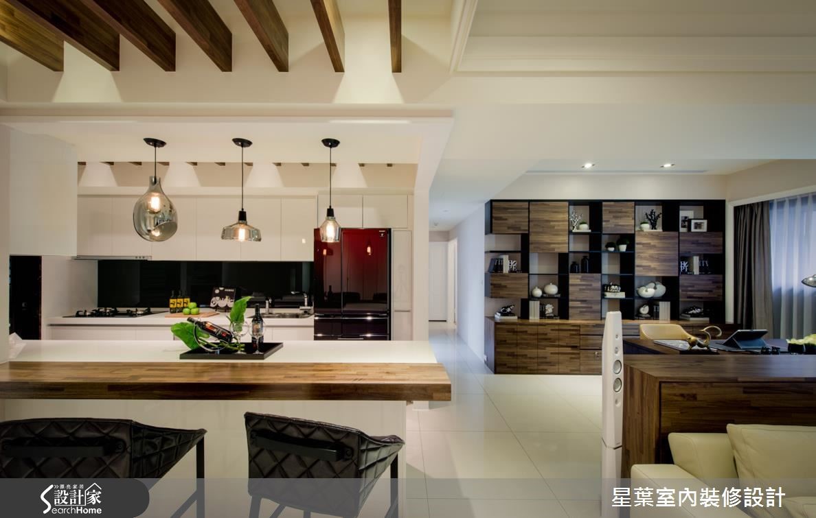 巧妙运用材质与灯光，打造利落时尚宅