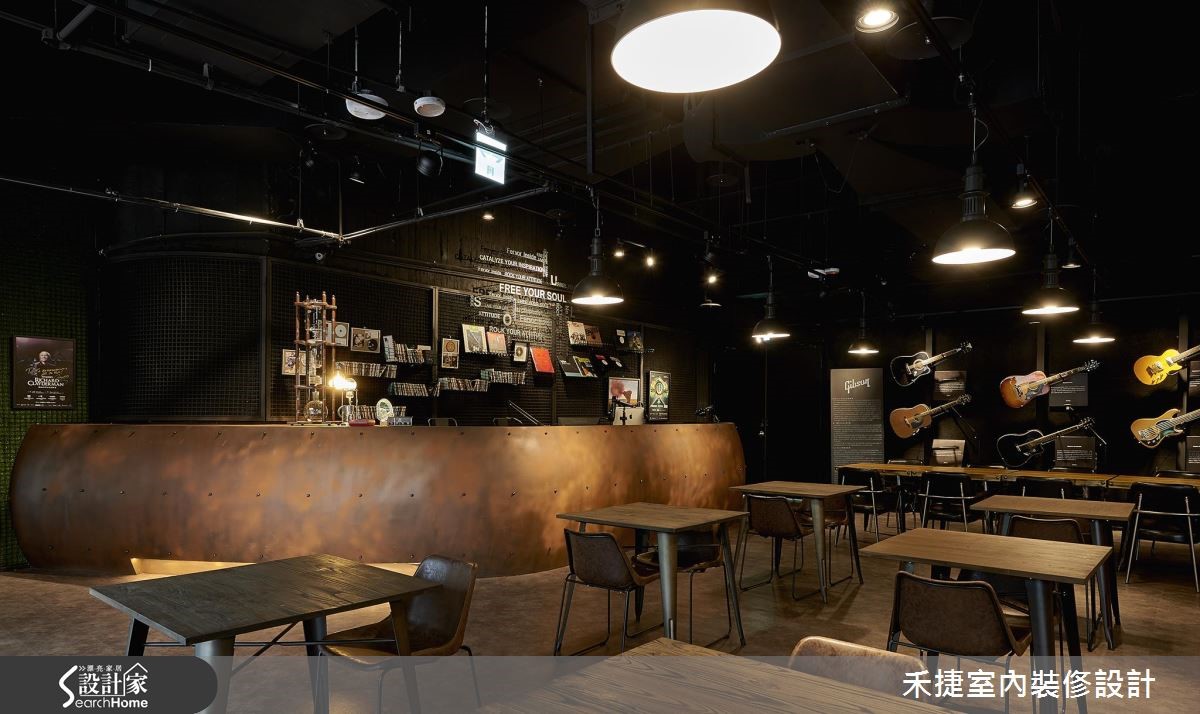 用工业风解放摇滚魂，纳入舞台的咖啡馆