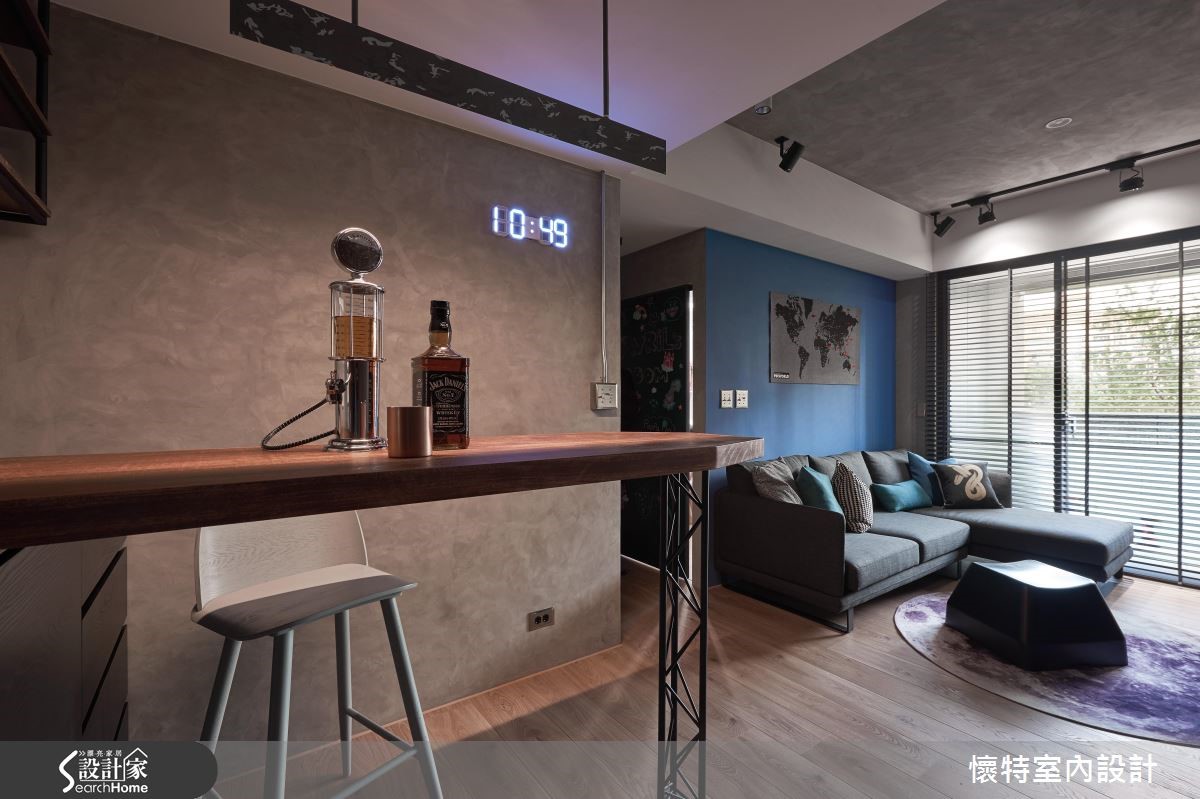 强化铁件结构感，住进54平高冷工业宅