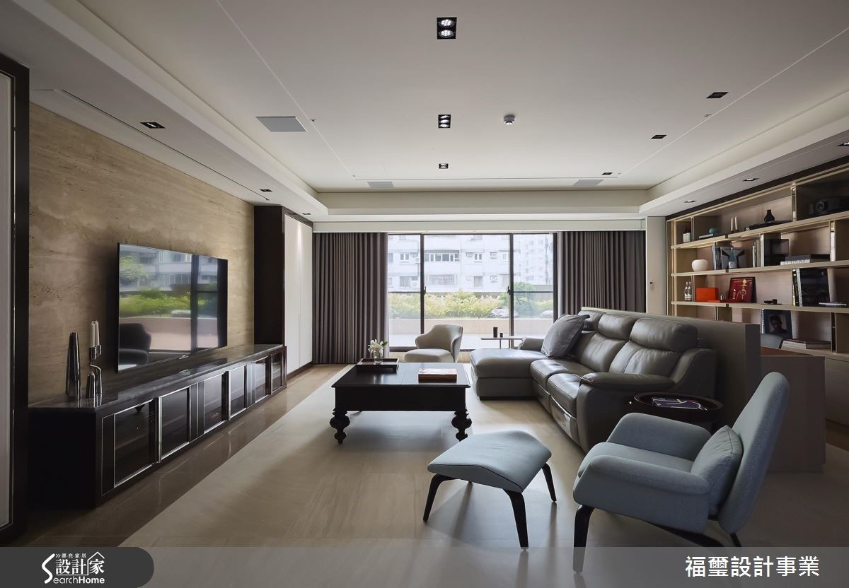 善用大量石材，打造现代宅大器风范