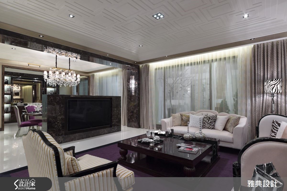 石材、水晶灯和古典家具，共创大宅质感
