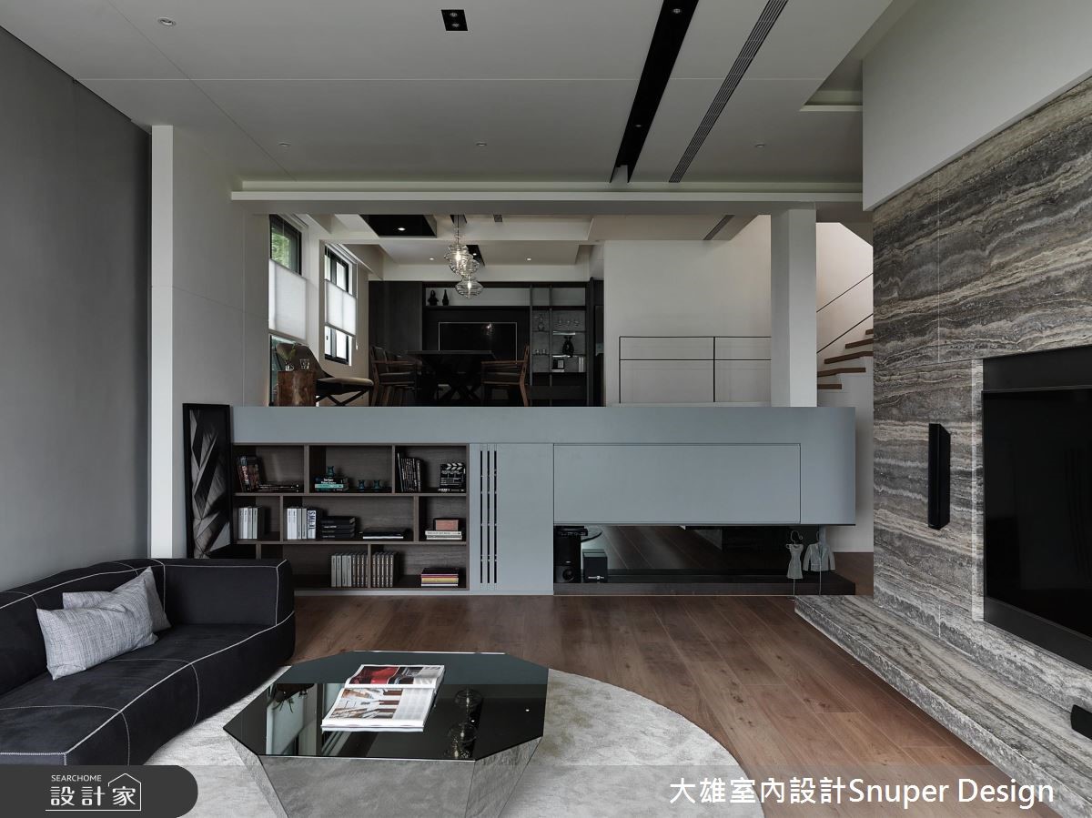 以简约风为基调，延揽山间美景的独栋别墅