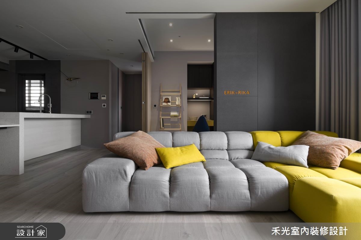 巧用推拉门和开放中岛，79平也通透扩容