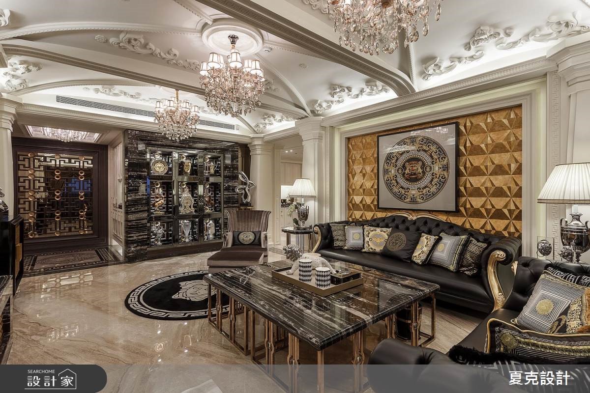 有如宫邸的奢华大宅，体现贵族的生活想像