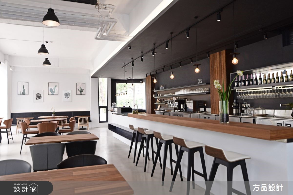 复合机能丰富，环抱绿意的北欧风咖啡馆