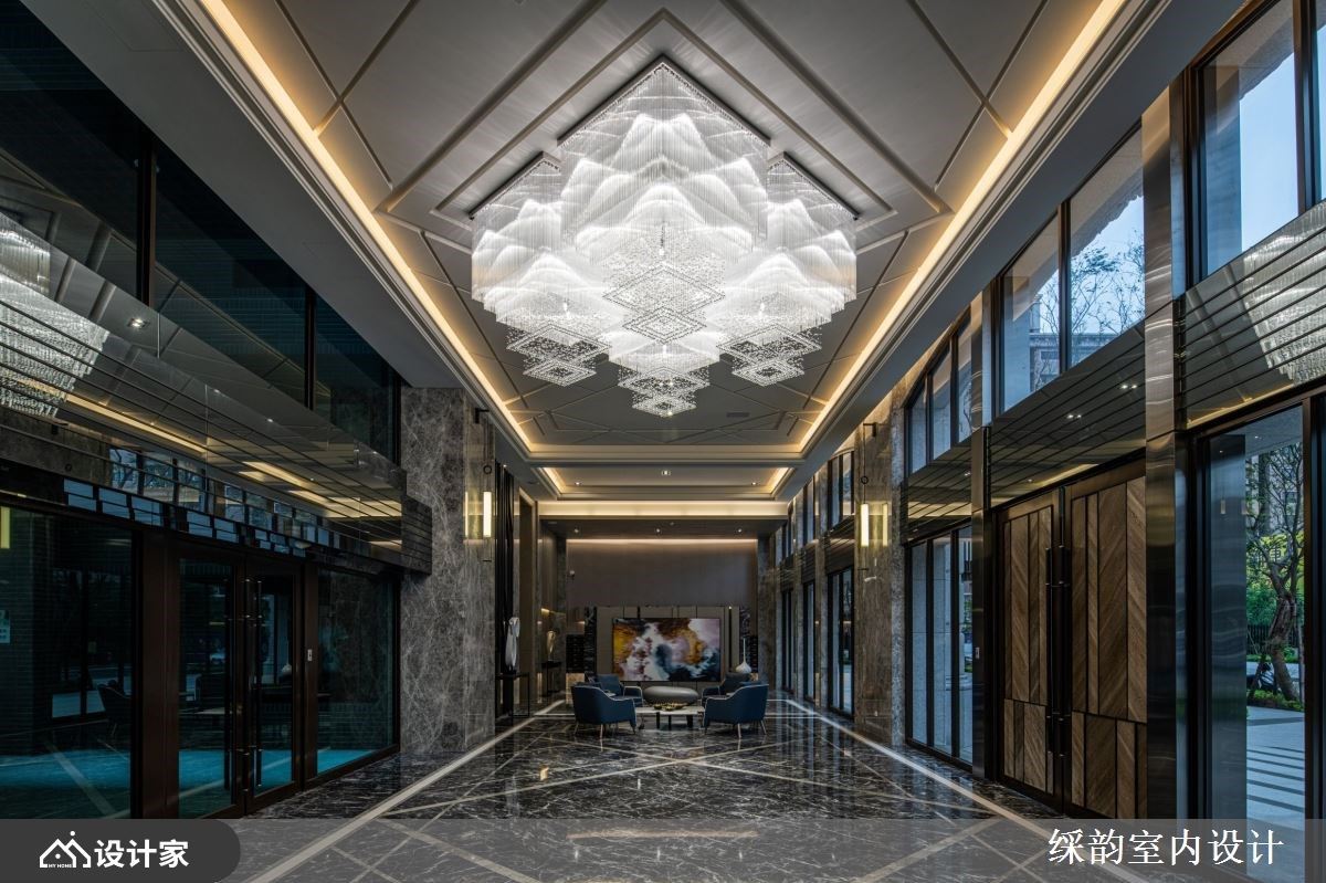 大尺度空间感+多样化设施,磅礡气度展现欧风现代殿堂