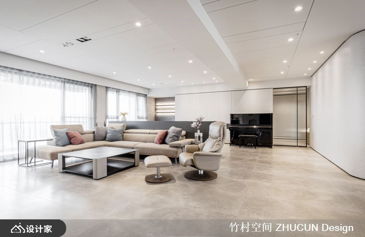 高楼层简约宅享双面市景！在日光客厅、景观餐厅感受繁华都市裡的宁静